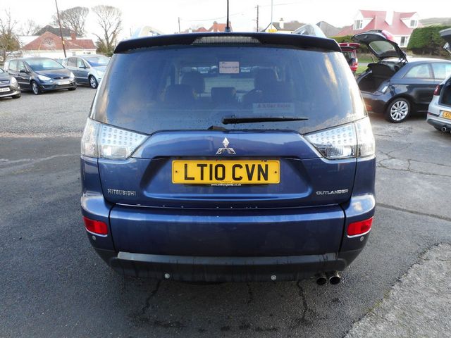 2010 MITSUBISHI OUTLANDER  II DIESEL ESTATE - 2.2 DI-DC DIAMOND 5DR - Picture 4