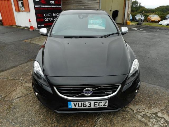 2013 VOLVO V40 R-DESIGN D2  1.6 LITRE - Picture 2