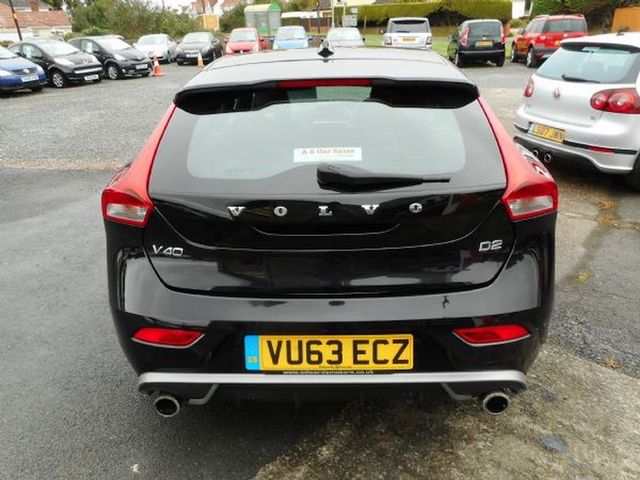 2013 VOLVO V40 R-DESIGN D2  1.6 LITRE - Picture 5