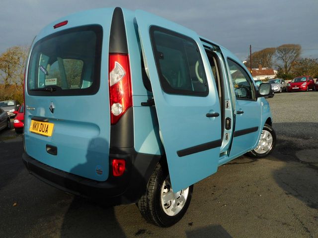 2011 RENAULT KANGOO Extreme 1.6 16v Auto - Picture 2