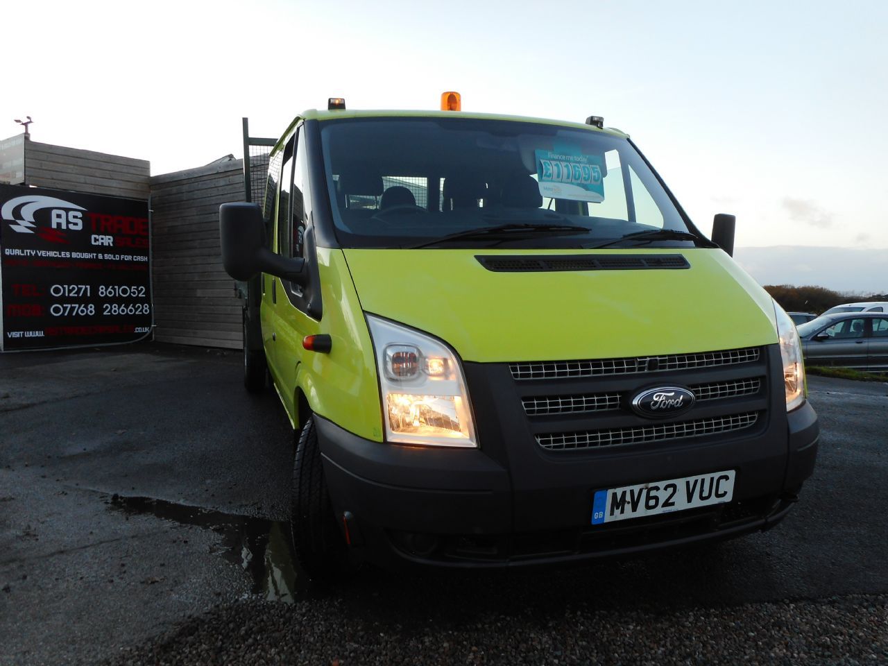 FORD TRANSIT 100 T350 RWD (2012) - Picture 1