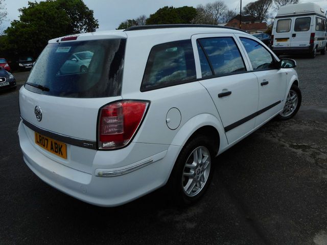 2007 VAUXHALL ASTRA Life 1.3CDTi 16v (90PS) - Picture 3