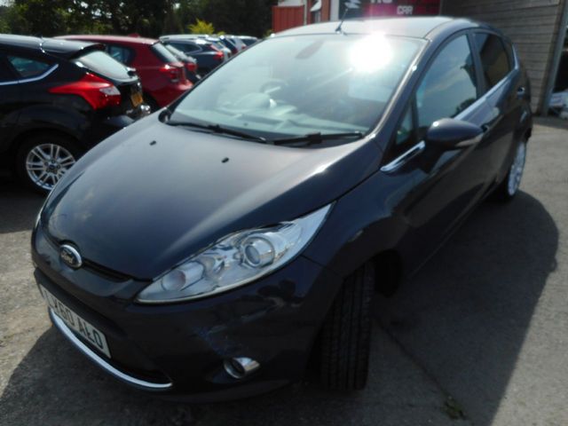 2011 FORD FIESTA Titanium 1.4  - Picture 5