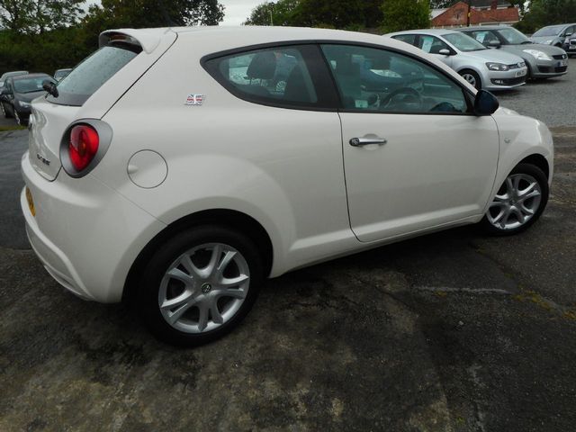 2011 ALFA ROMEO MITO 1.4 16v 95 bhp Sprint - Picture 3