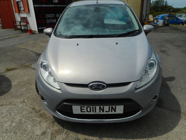 2011 FORD Fiesta Titanium 1.4 096 - Picture 2