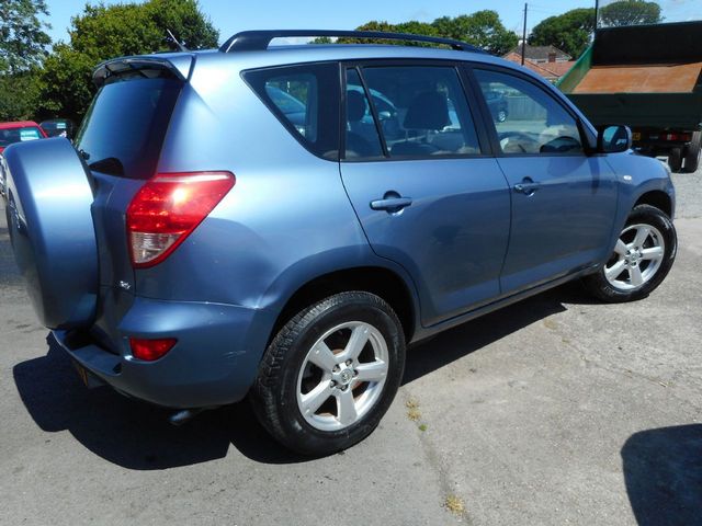 2006 TOYOTA RAV4 2.0 VVT-i XT3 4x4 - Picture 3