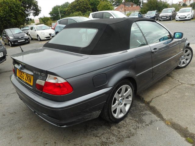 2002 BMW 325CI 2.5i - Picture 3