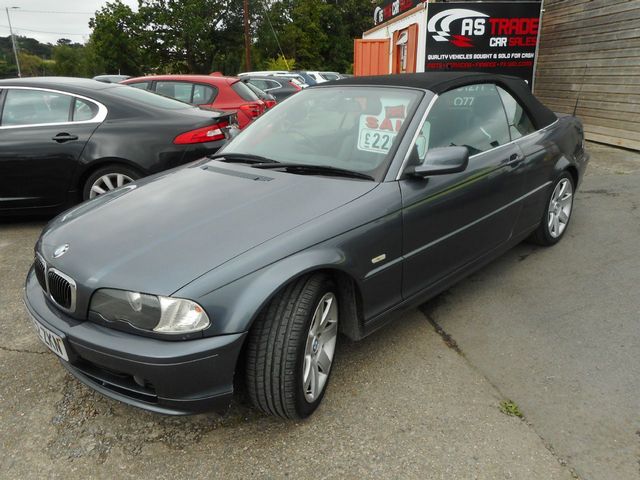 2002 BMW 325CI 2.5i - Picture 4