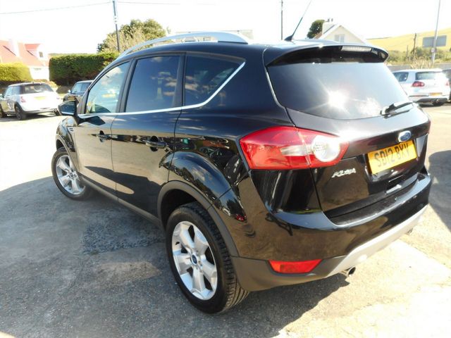 2012 FORD Kuga Zetec 2.0TDCi 140PS 2WD - Picture 5