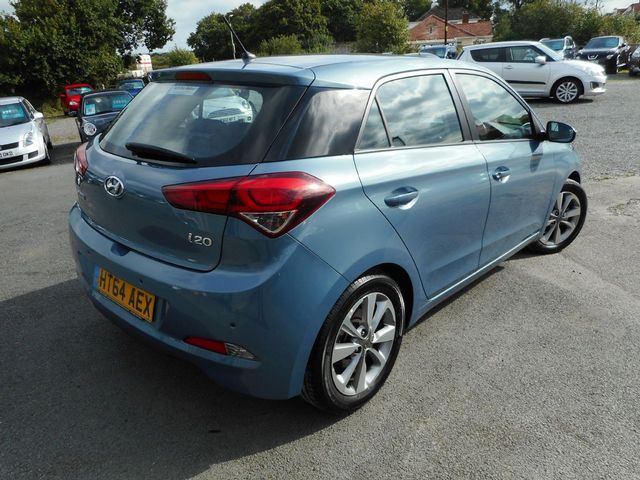 2015 HYUNDAI i20 1.4 100PS SE - Picture 3