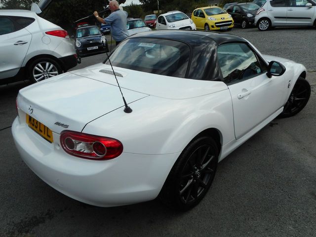 2011 MAZDA MX-5 Roadster Coupe 2.0i Sport - Picture 3