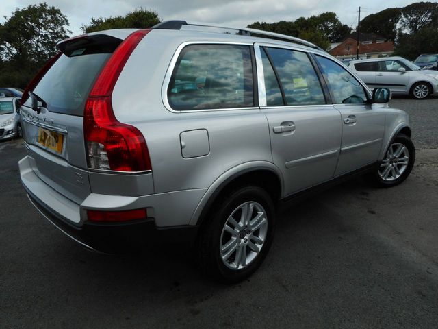 2011 VOLVO XC90 D5 AWD (200 bhp) SE Lux Geartronic - Picture 3