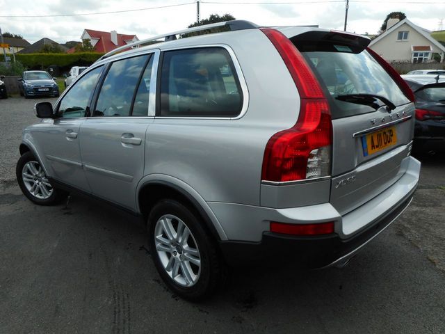 2011 VOLVO XC90 D5 AWD (200 bhp) SE Lux Geartronic - Picture 4