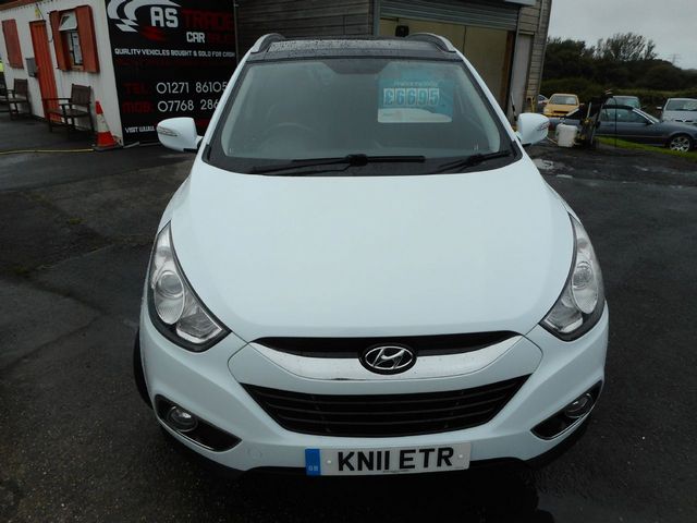 2011 HYUNDAI IX35 2.0 CRDi 5dr 4WD Premium - Picture 2