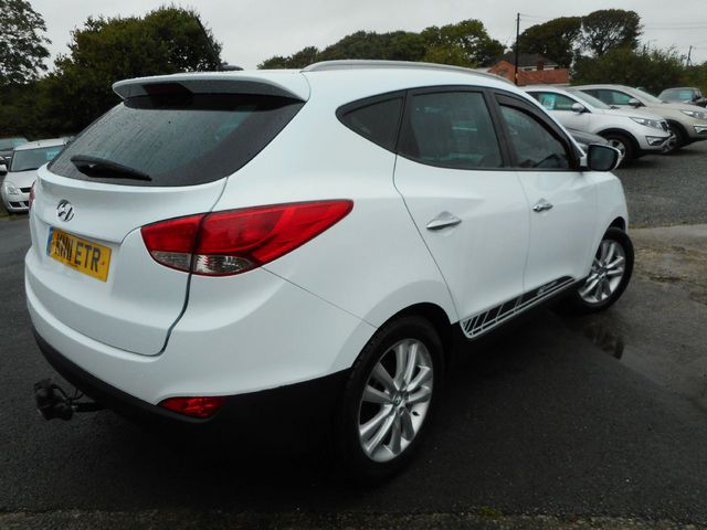 2011 HYUNDAI IX35 2.0 CRDi 5dr 4WD Premium - Picture 3