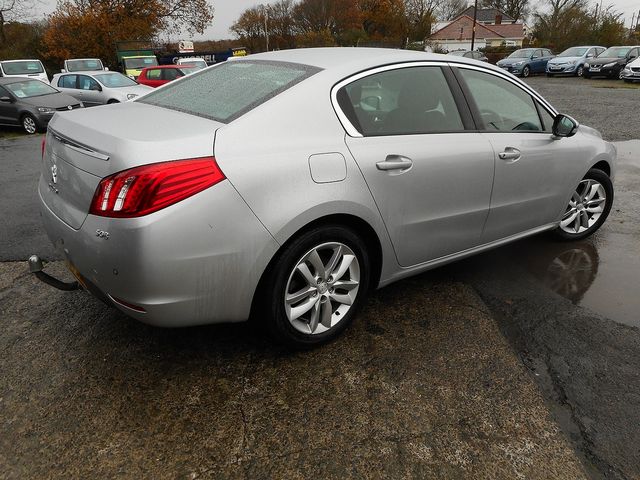 2012 PEUGEOT 508 Active HDi 112 - Picture 3