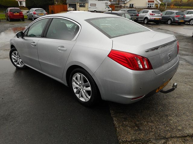 2012 PEUGEOT 508 Active HDi 112 - Picture 4