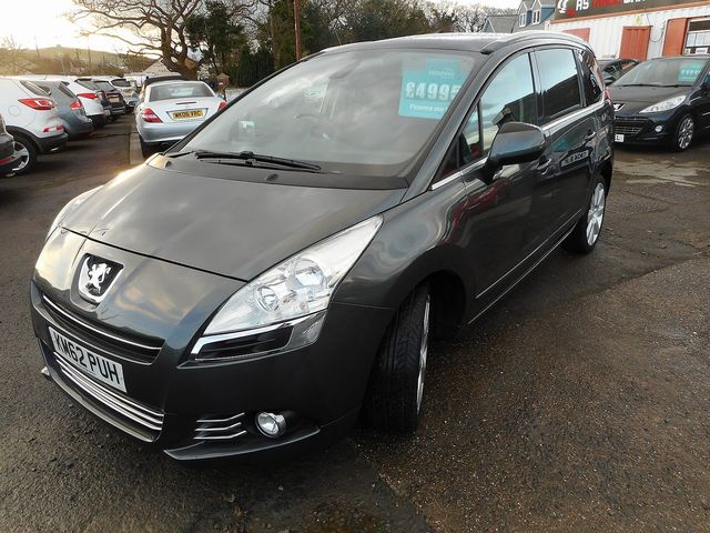 2012 PEUGEOT 5008 1.6 e-HDI FAP 112 EGC Allure - Picture 4