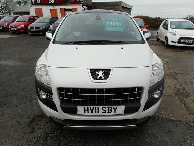 2011 PEUGEOT 3008 Exclusive 1.6 THP 150 - Picture 2