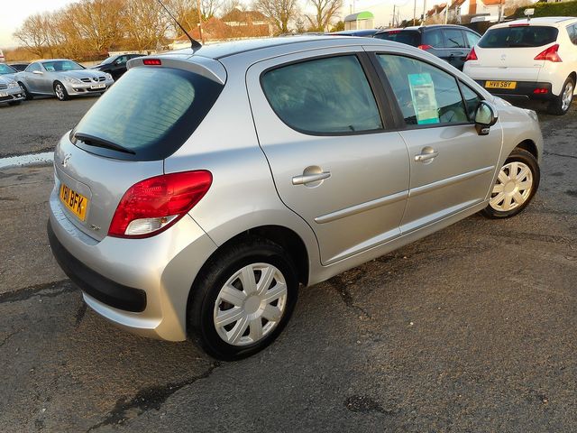 2011 PEUGEOT 207 Active 1.4 VTI 95 - Picture 3