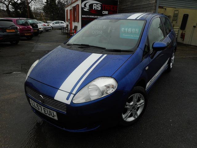 2008 FIAT Grande Punto 1.2 Active Aircon - Picture 4