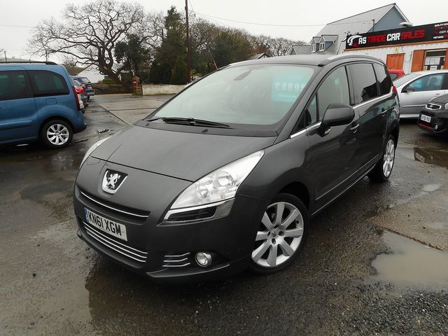 2012 PEUGEOT 5008 1.6 e-HDI FAP 112 EGC Allure - Picture 5