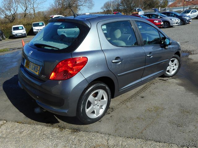 2008 PEUGEOT 207 1.4 16v SE - Picture 3