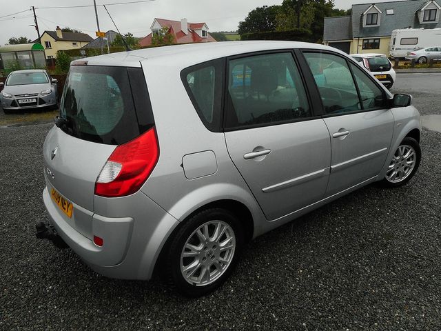 2008 RENAULT Scenic Expression 1.6 VVT 111 - Picture 2