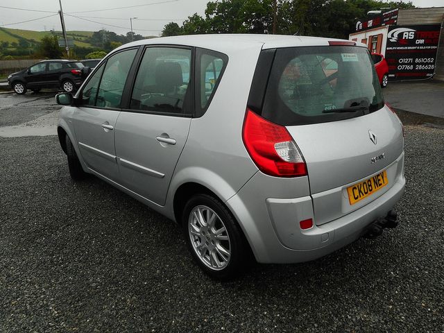 2008 RENAULT Scenic Expression 1.6 VVT 111 - Picture 4