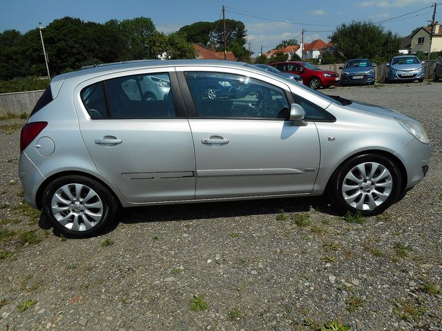 2007 VAUXHALL Corsa Design 1.4i 16v Auto A/C - Picture 4