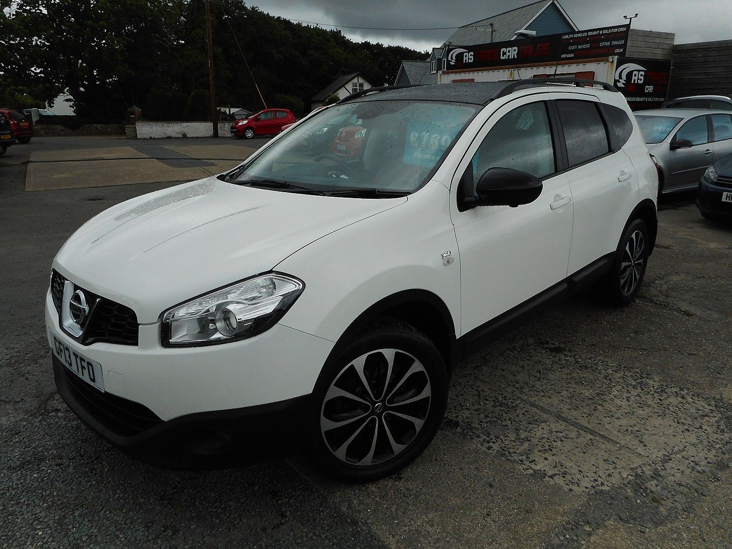 NISSAN QASHQAI 360 1.5 dCi 7 SEATER (2013) - Picture 5