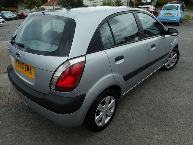 2006 KIA Rio 1.4 GS Auto - Picture 3