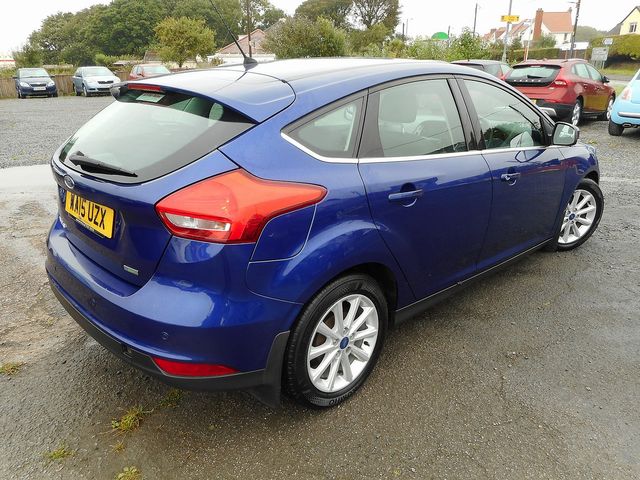 2015 FORD Focus Titanium 1.0T 125PS EcoBoost - Picture 3