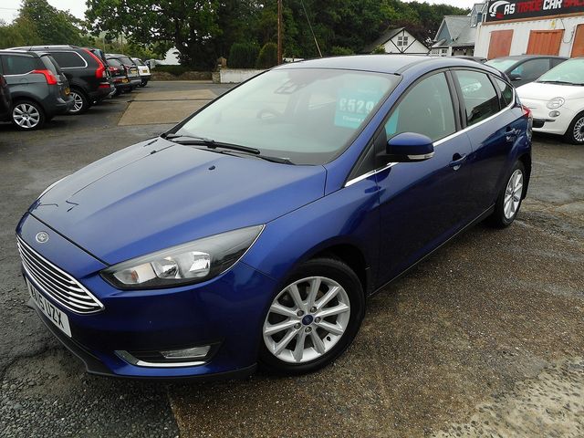 2015 FORD Focus Titanium 1.0T 125PS EcoBoost - Picture 5