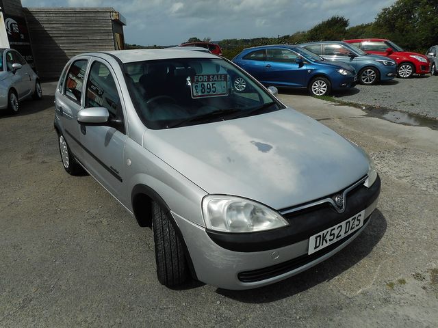 2002 VAUXHALL Corsa Comfort 1.2i 16v - Picture 2