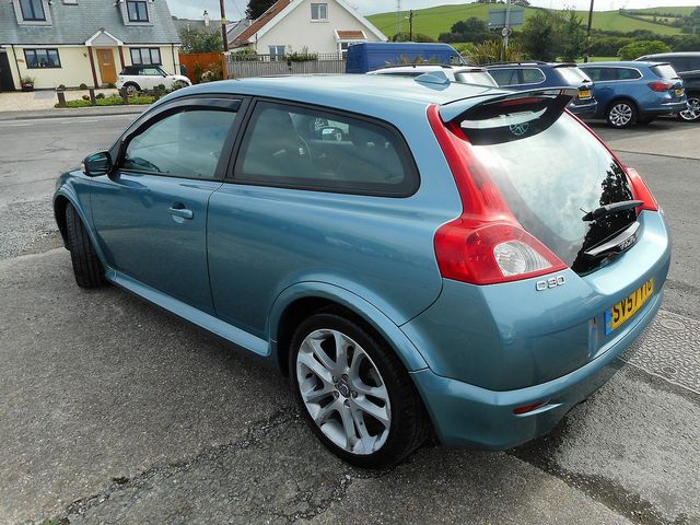 2007 VOLVO C30 2.0D SE Sport - Picture 3