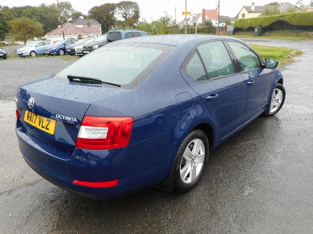 2017 SKODA Octavia SE 1.0 TSI 115PS - Picture 4