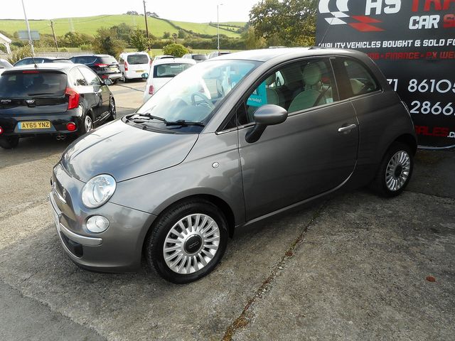 2010 FIAT 500 1.2i Lounge - Picture 3