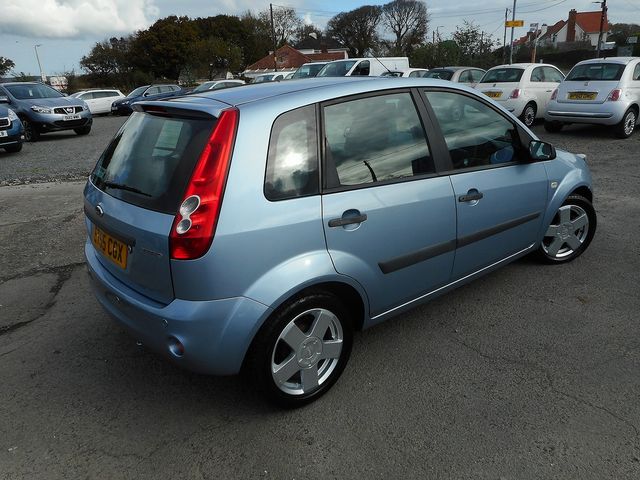 2006 FORD Fiesta Zetec Climate 1.4 automatic - Picture 3