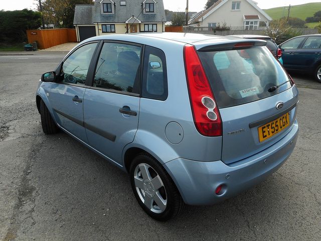 2006 FORD Fiesta Zetec Climate 1.4 automatic - Picture 4