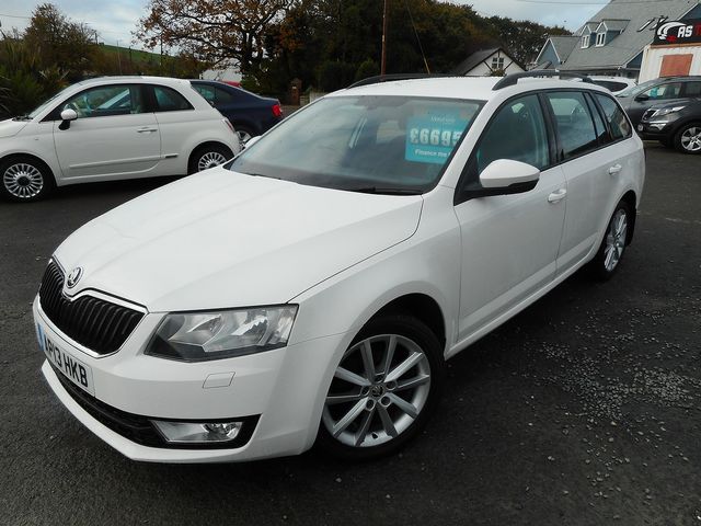 2013 SKODA Octavia Elegance 1.6 TDI CR 105PS - Picture 4