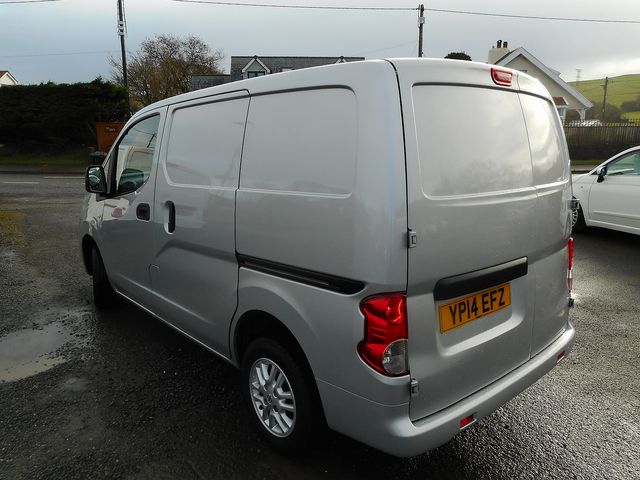 2014 NISSAN NV200 Tekna 1.5 dCi 110PS - Picture 5