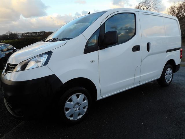 2015 NISSAN NV200 Acenta 1.5 dCi 110PS - Picture 2