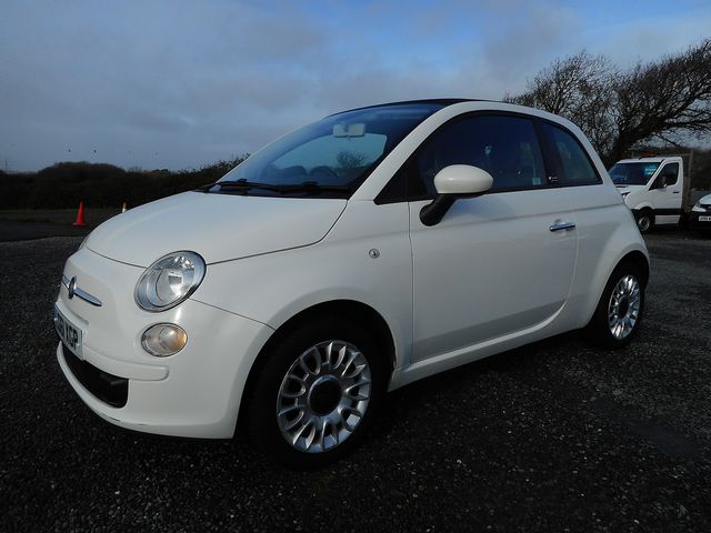 2011 FIAT 500 1.2i Pop Convertible - Picture 3