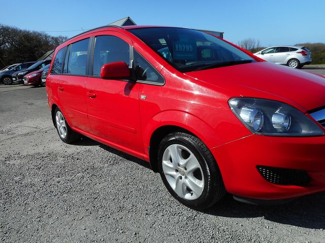 2013 VAUXHALL Zafira EXCLUSIV 1.6i 16v VVT - Picture 2