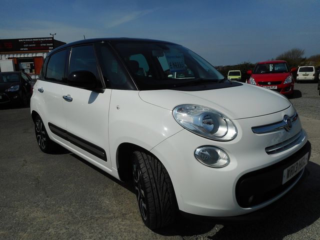 2013 FIAT 500L 1.6 MultiJet Pop Star (105hp) - Picture 2