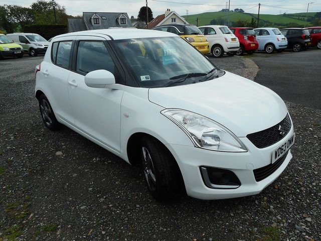 2013 SUZUKI Swift SZ2 1.2 - Picture 2