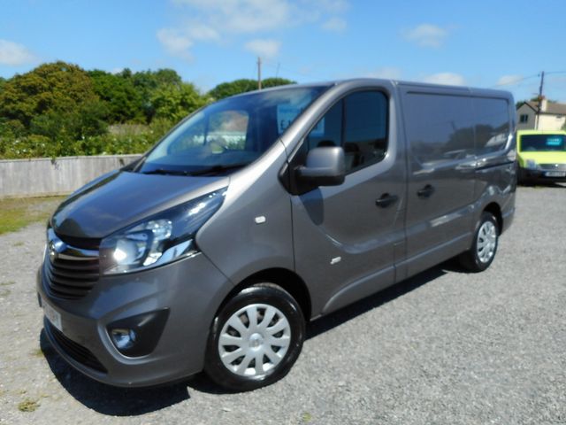 2016 VAUXHALL Vivaro 2700 1.6CDTI BT (120) S/S eco L1H1 - Picture 5