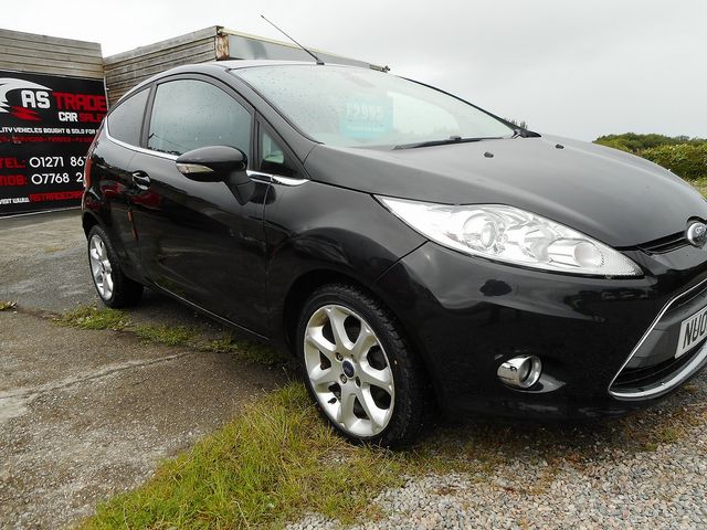 2009 FORD Fiesta Titanium 1.6TDCi090 - Picture 2