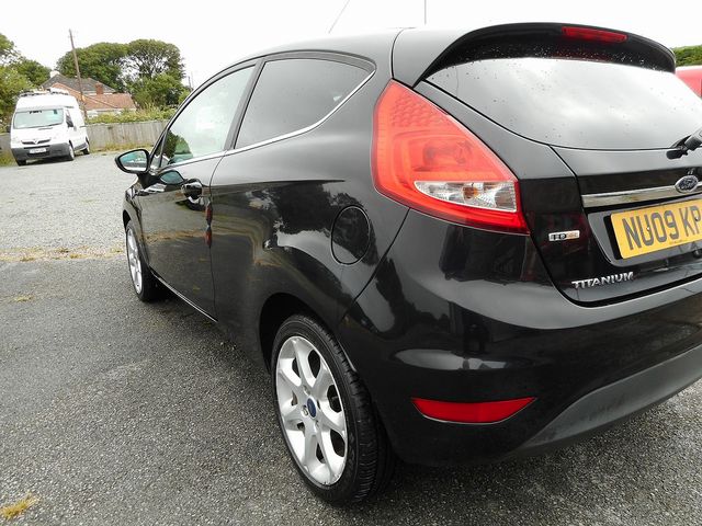 2009 FORD Fiesta Titanium 1.6TDCi090 - Picture 4